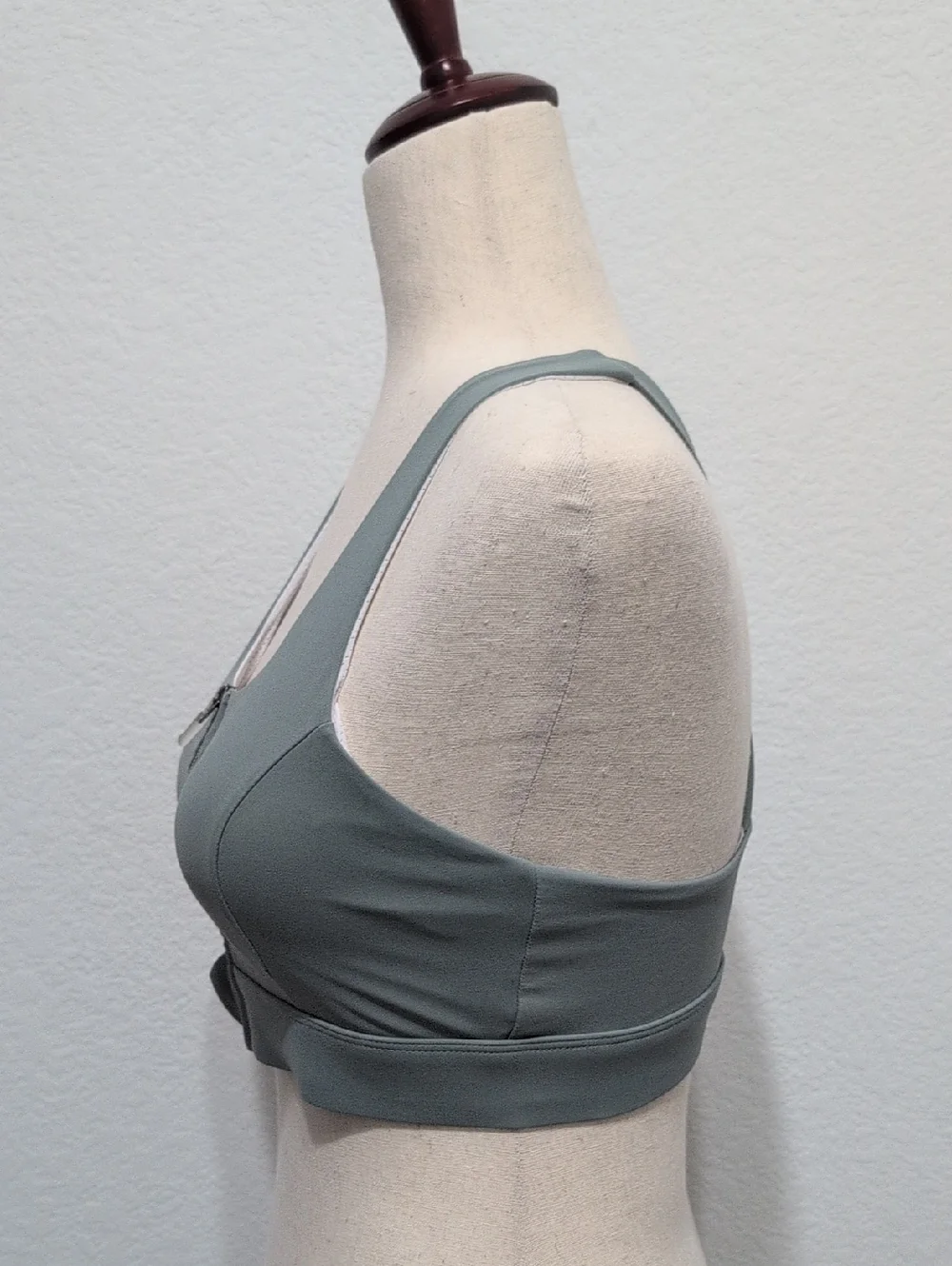 Front Zip High Impact Sports Bra Sage Green Size Small - Picture 4 of 8